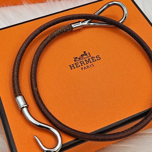 Hermès Brown Leather Silver-Tone Hook Bracelet - Picture 3 of 14